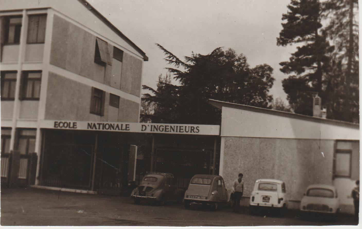 Entrée de l'Eni en 1970