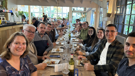 Une looonguuueee table