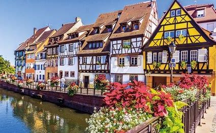 Photo panoramique de la Cathédrale de Strasbourg vue du quartier allemand