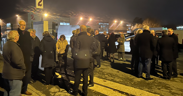 Attente du bus pour le resto