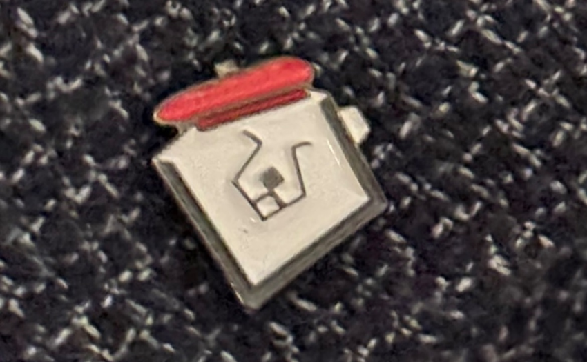 Le Pin's ENIT Alumni